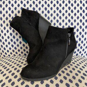 Style & Co Black Wedge Booties Size 7.5